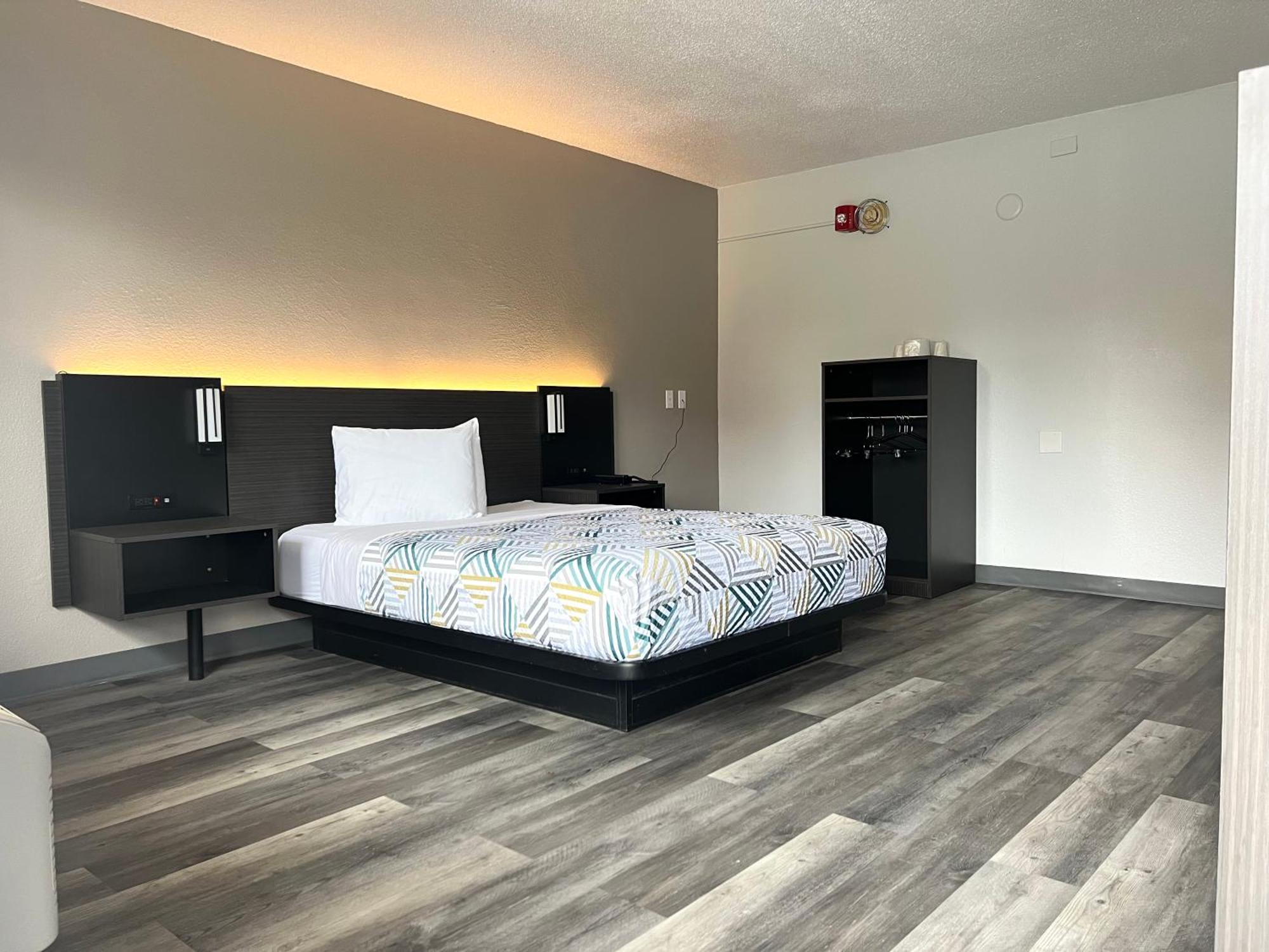 Motel 6-Middleburg Heights, Oh - Cleveland Esterno foto