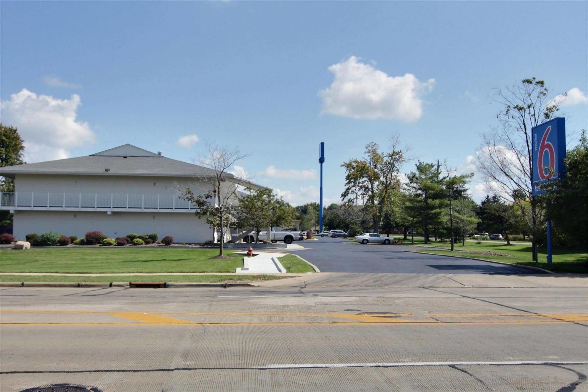 Motel 6-Middleburg Heights, Oh - Cleveland Esterno foto