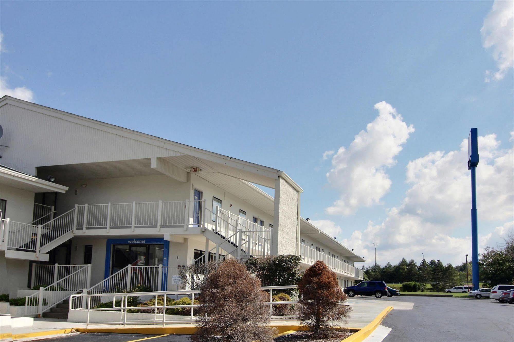 Motel 6-Middleburg Heights, Oh - Cleveland Esterno foto