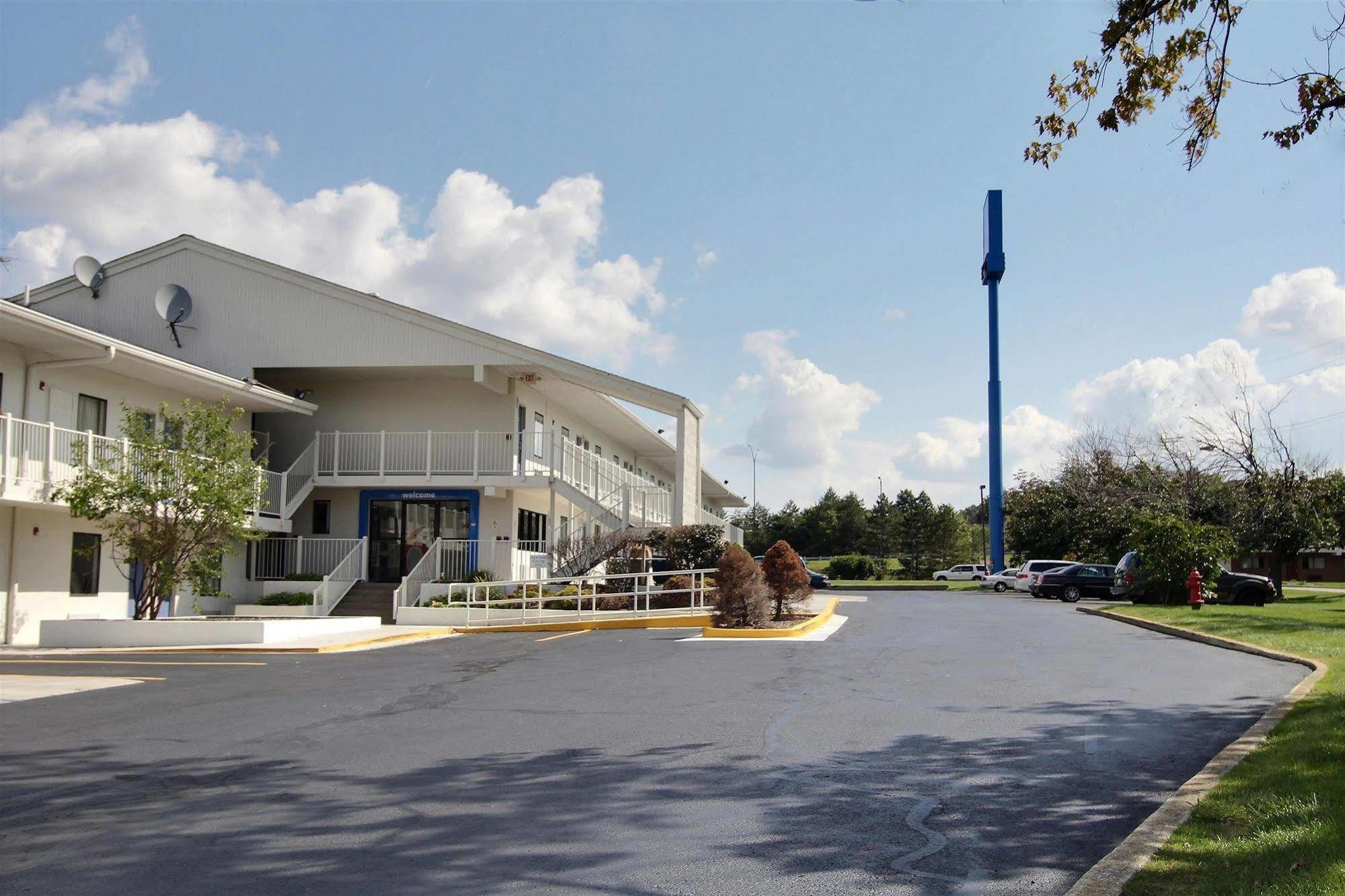 Motel 6-Middleburg Heights, Oh - Cleveland Esterno foto